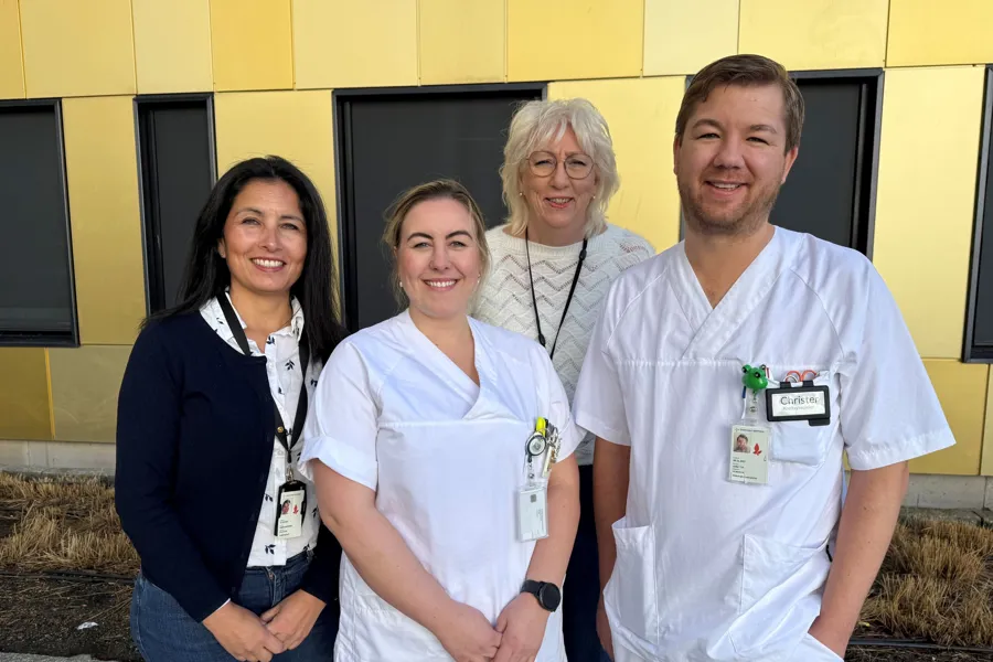 Medarbeidere som jobber med subkutan kreftbehandling