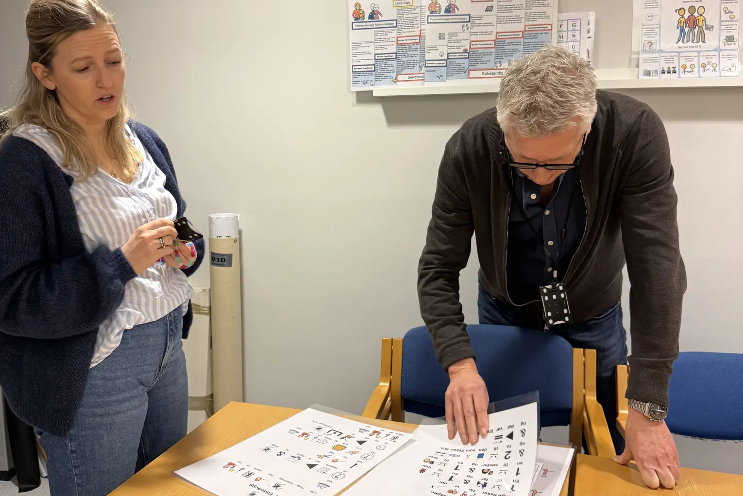 Helge Stene-Johansen får visning av ASK-verktøy