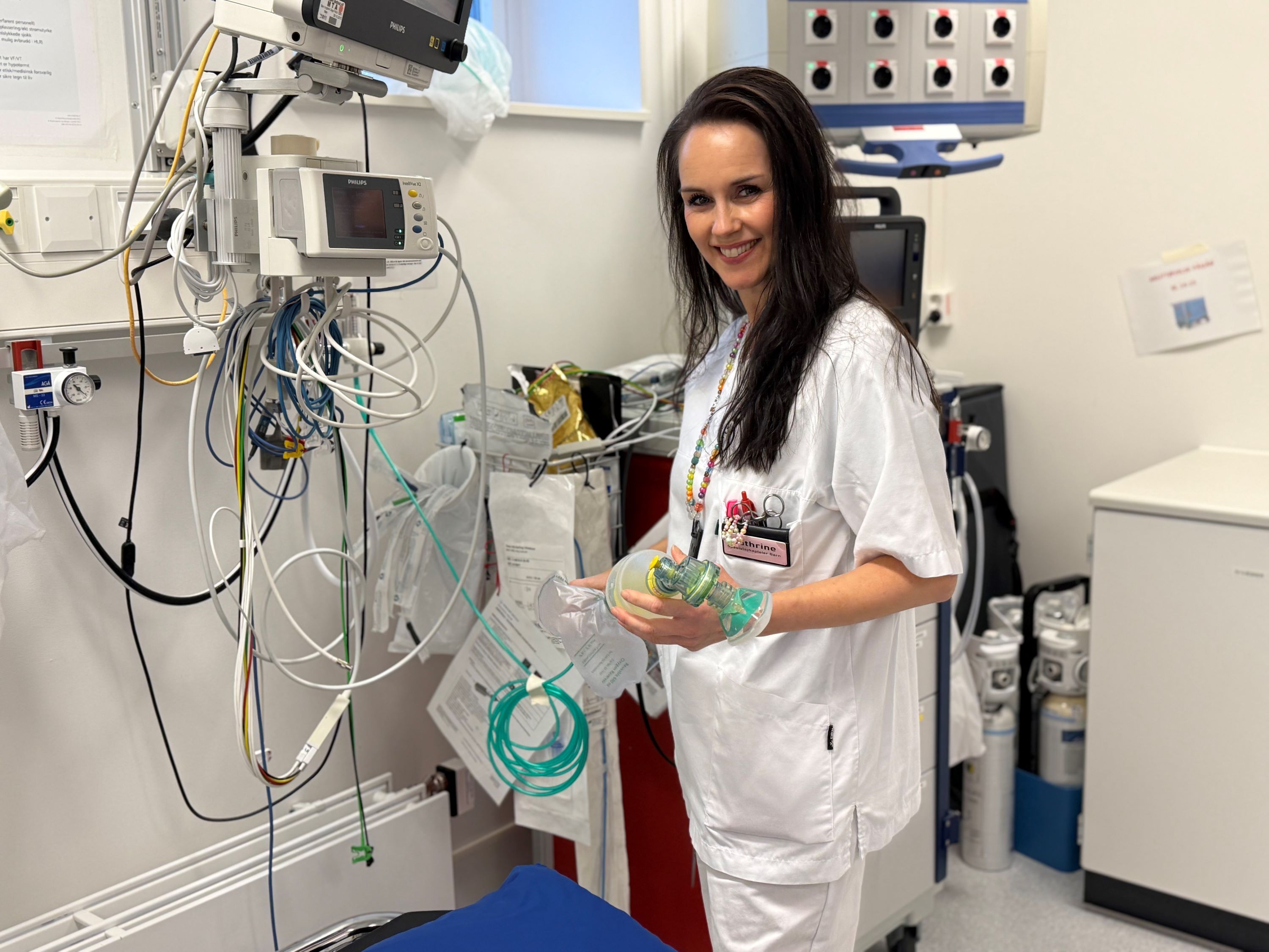 Cathrine Iren Iversen klargjør for prosedyre