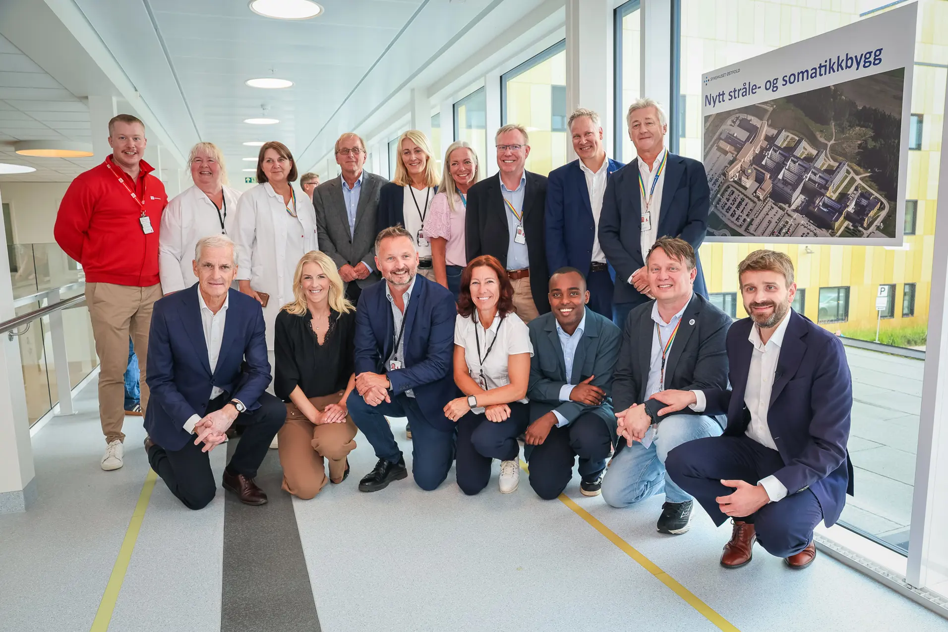 Representanter for tillitsvalgte og ledelse tok imot statsminister og helse- og omsorgsminister