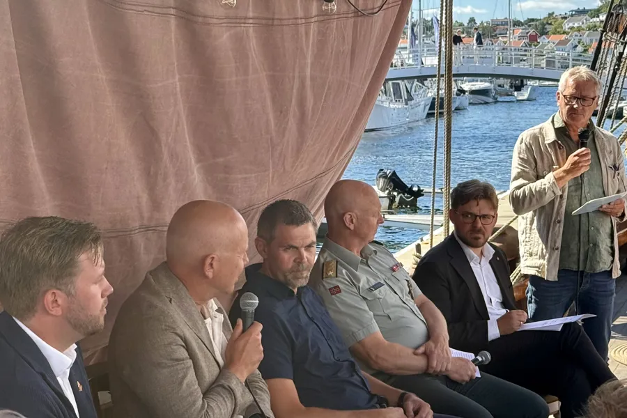 Fredrik Femtehjell Friberg, Bjørn Atle Lein Bjørnbeth, Johnny Brodersen, Petter Iversen, Ole Martin Juul Slyngstadli og Helge Stene-Johansen