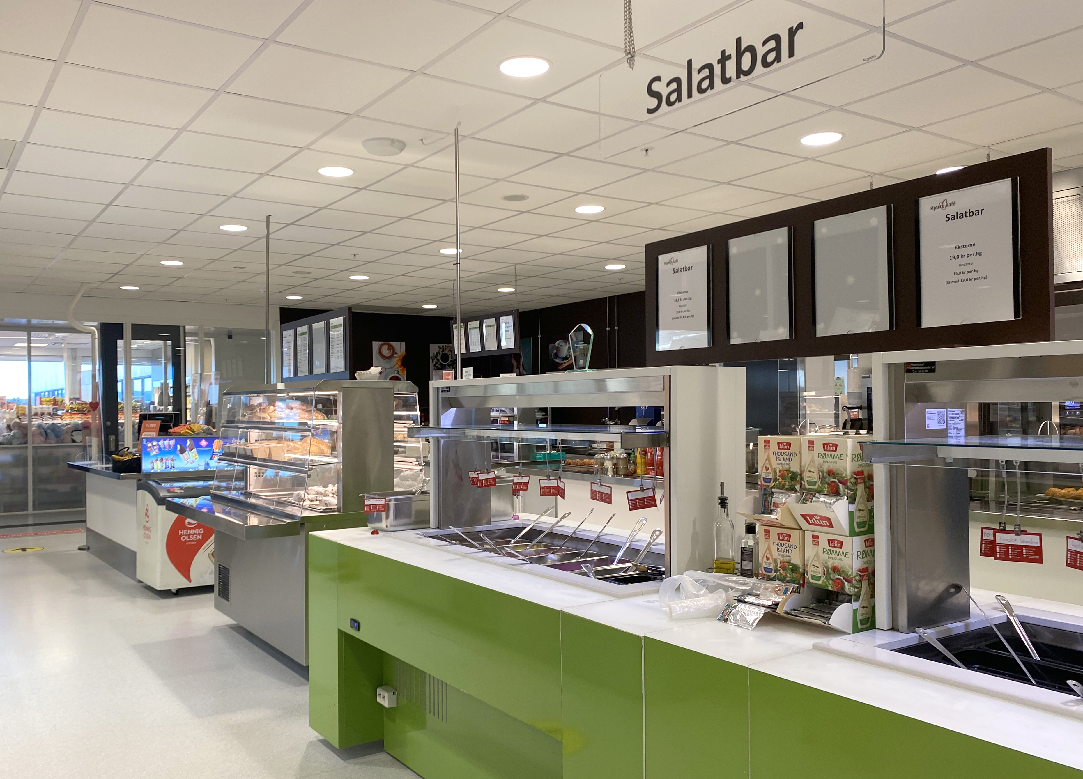 Salatbar på Hjerte kafe på Kalnes