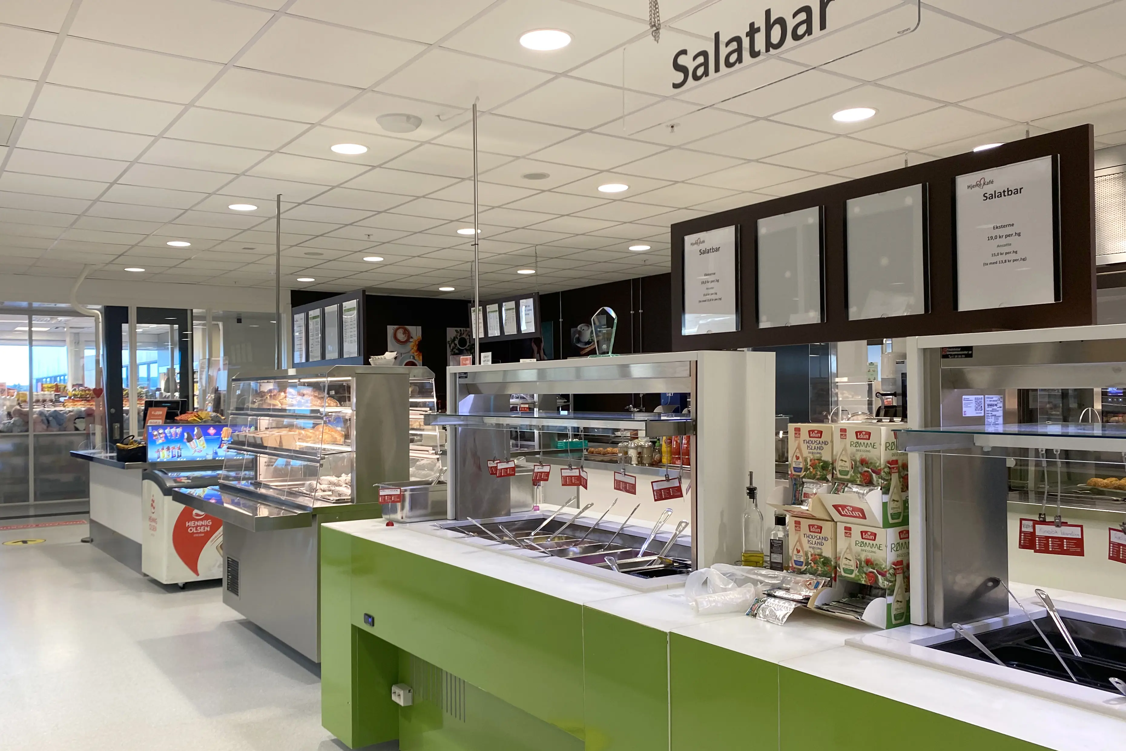 Salatbar på Hjerte kafe på Kalnes