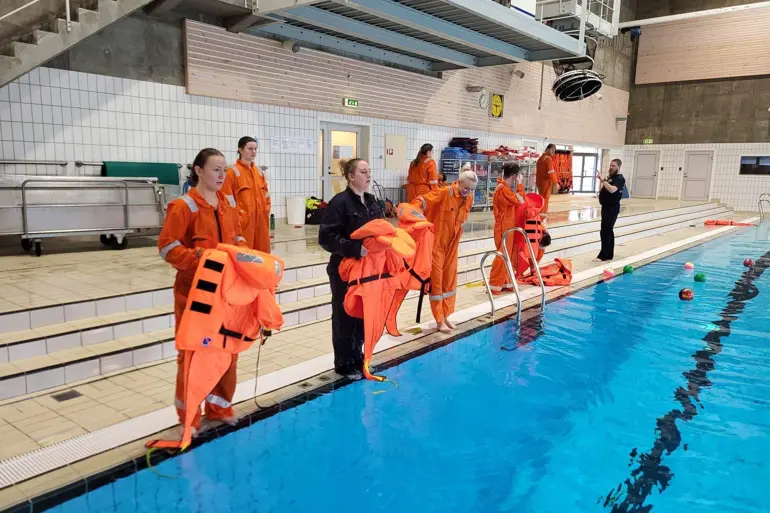 Trening i basseng