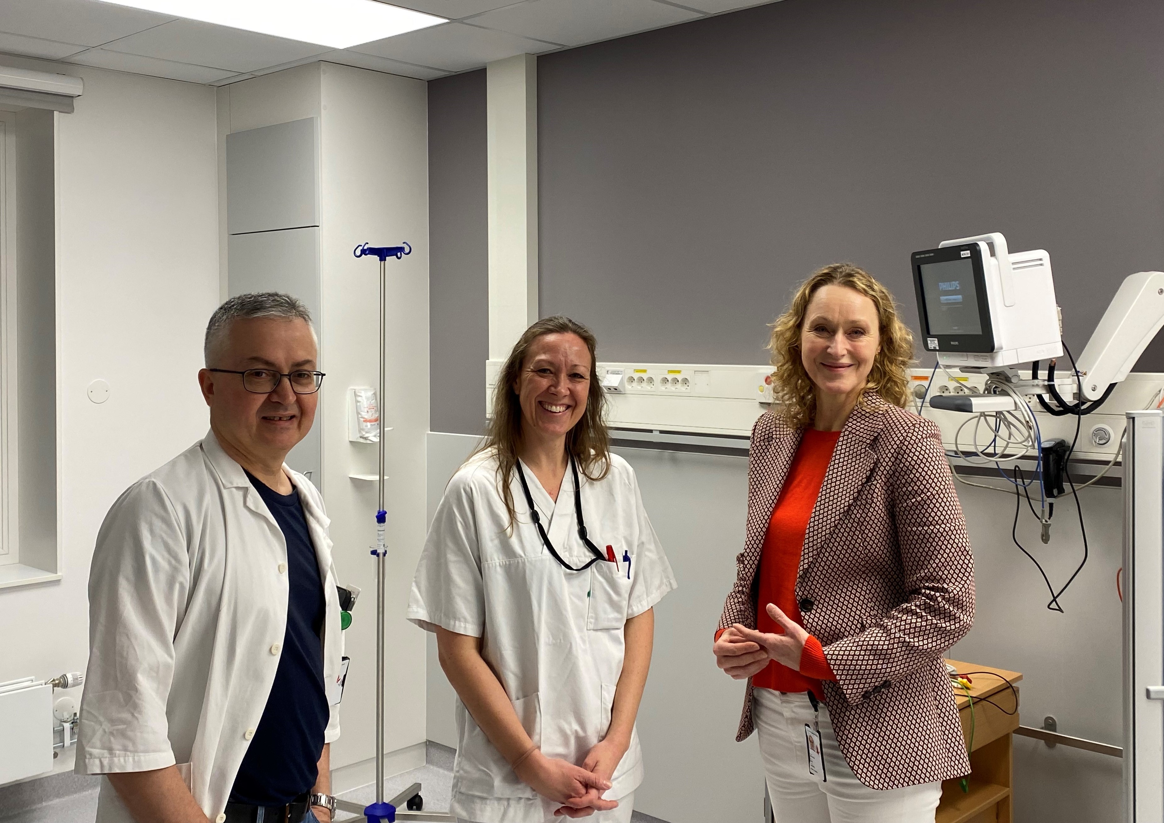 Tre ledere i nytt pasientrom