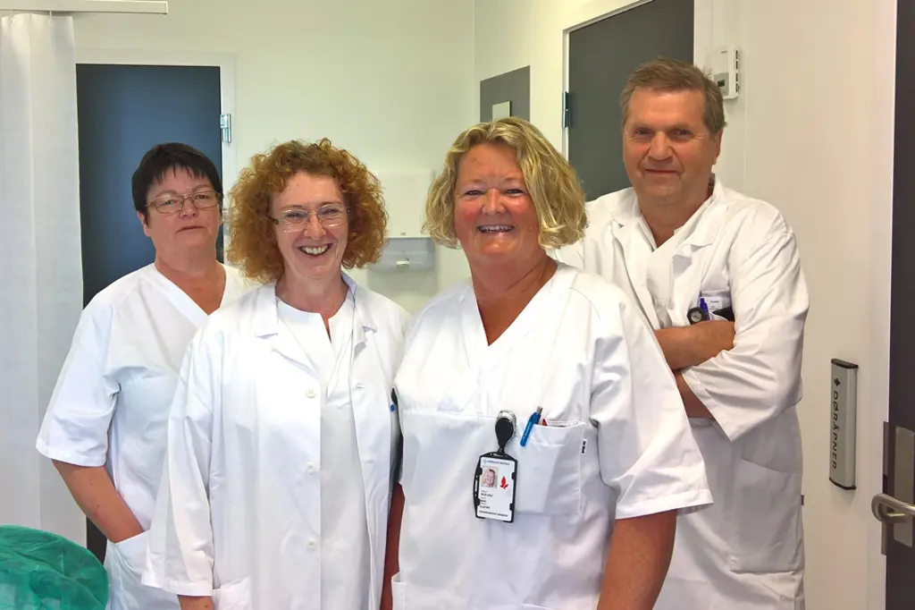 Sykepleier og uroterapeut Nina Rosten, seksjonsoverlege Kari Western, sykepleier og uroterapeut Berit Ellefsen, og overlege Thom