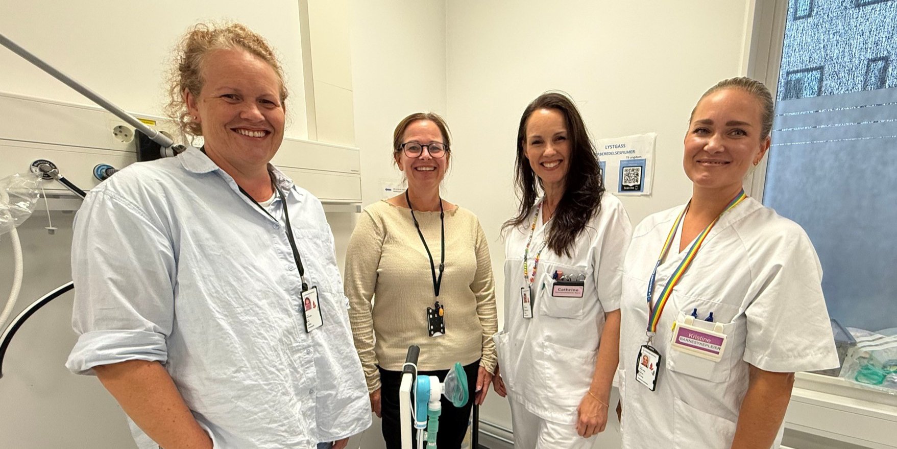 Avdelingssjef Jane Larsen sammen med sykepleier-forskerne Ellen Andersen, Cathrine Iversen og Kristine Solvang.