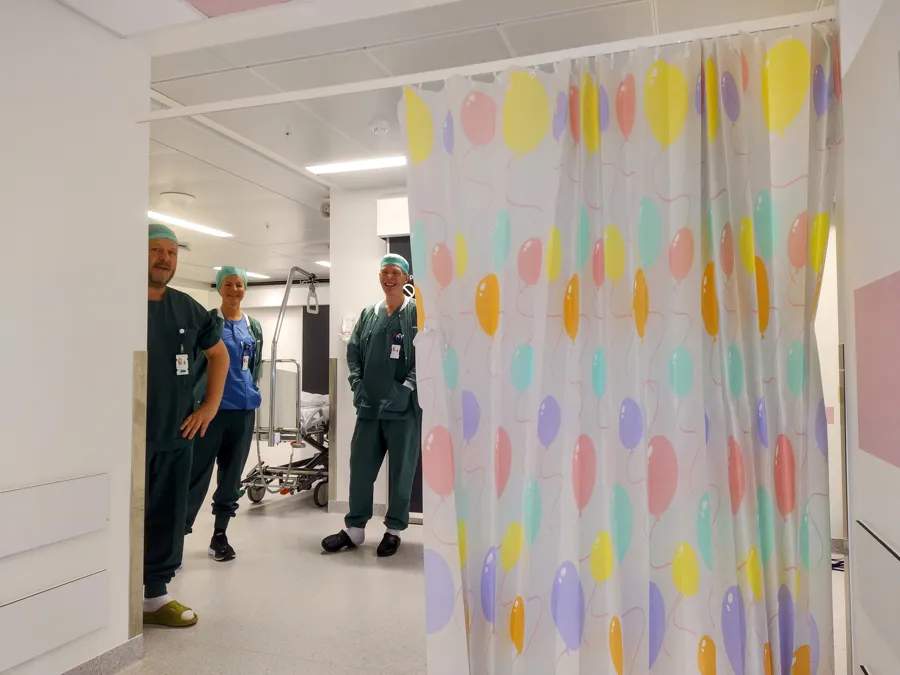 Innsiden av mottaksrom for barn som skal opereres